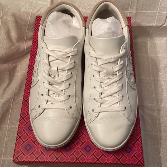 Tory Burch logo sneaker 8.5 - Picture 4 of 6